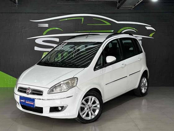FIAT IDEA 1.6 MPI ESSENCE 16V FLEX 4P MANUAL FIAT IDEA 1.6 MPI ESSENCE 16V FLEX 4P MANUAL